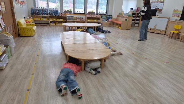 4월 지진대피훈련